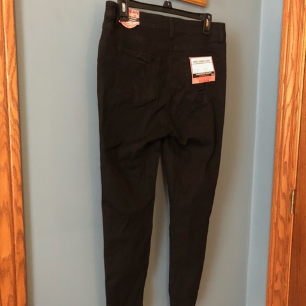 Distressed black jeans - Picture 2 of 6